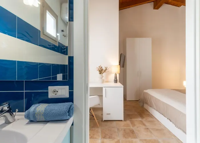 Гостевой дом La Margherita Guesthouse, Seaview 3*